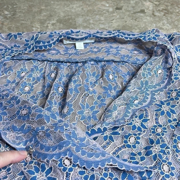 Suzanne Betro top, beach cover, 2X see thru lace top,floral,bell,scalloped hem - Picture 14 of 15